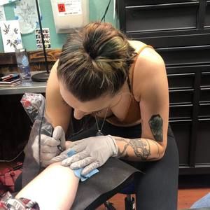 Meet your Posher, Elizabeth-janae